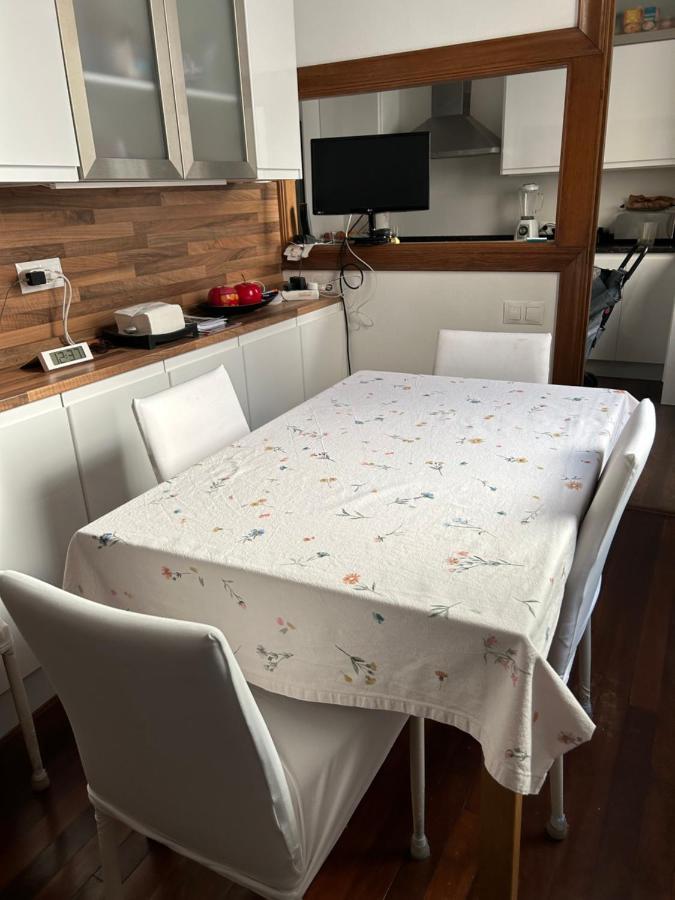 Habitacion Alhondiga Casa De Jorge Apartment Bilbao Ngoại thất bức ảnh