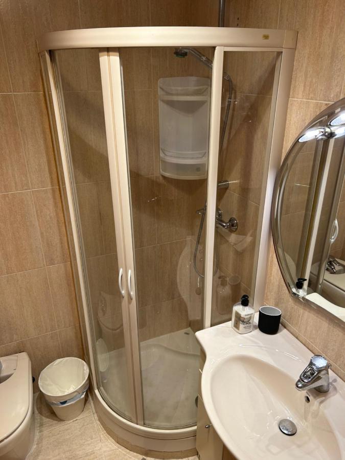 Habitacion Alhondiga Casa De Jorge Apartment Bilbao Ngoại thất bức ảnh